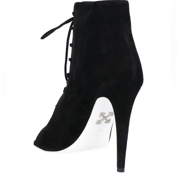 OFF-WHITE™
Ankle boot - Picture 3 of 4